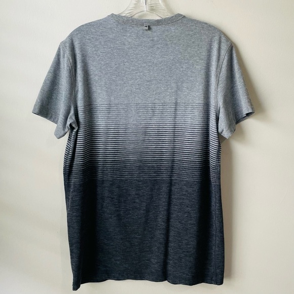 🔥 NWOT American Eagle flex striped tee t-shirt gray grey navy blue size medium - Picture 4 of 4